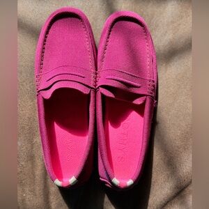 Women’s pink Rothy’s loafers size 8